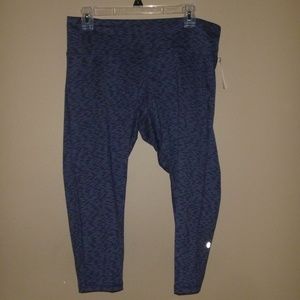 Champion Capri Workout Leggings-XL